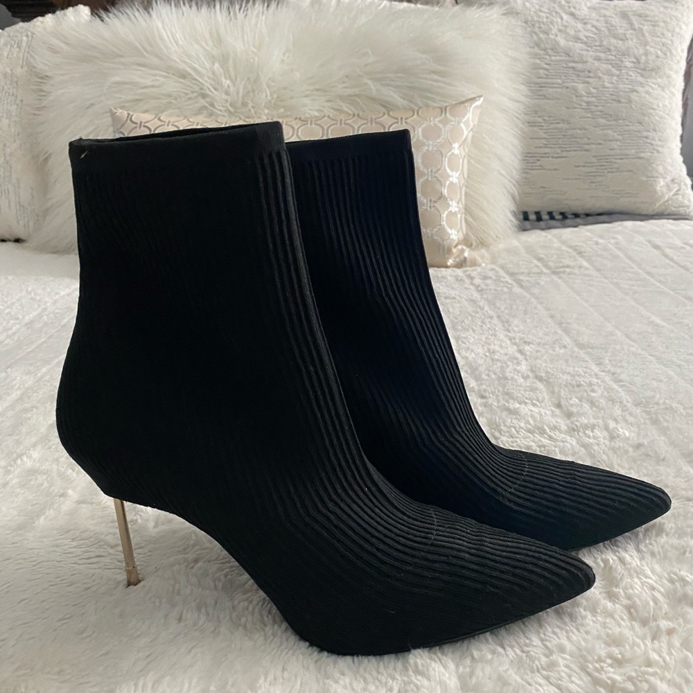 Black Kurt Geiger London Boot